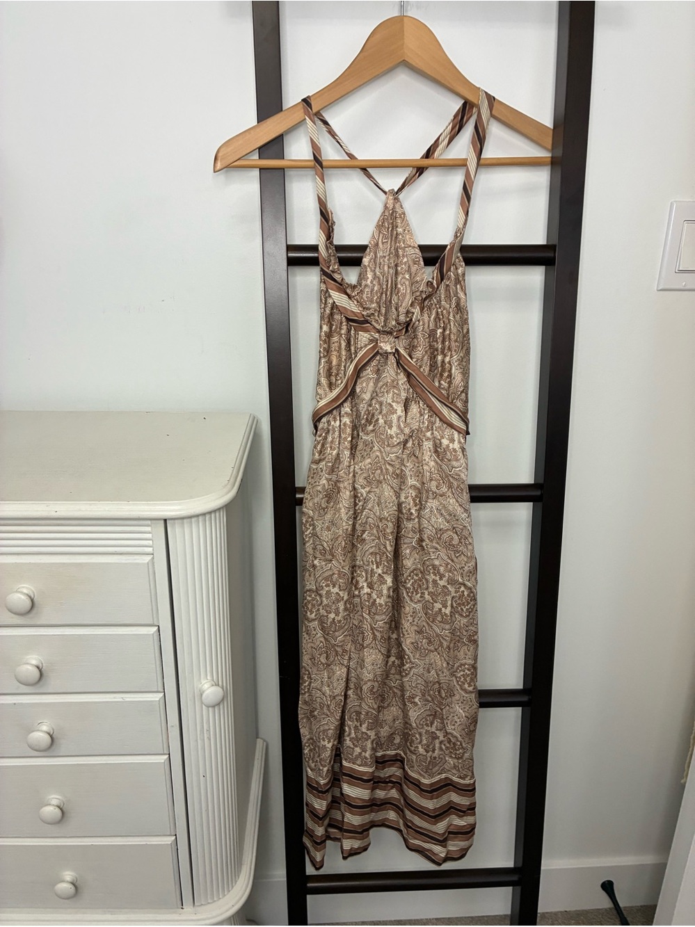 BCBGMaxAzria silk Paisley a line Dress. Knee length.